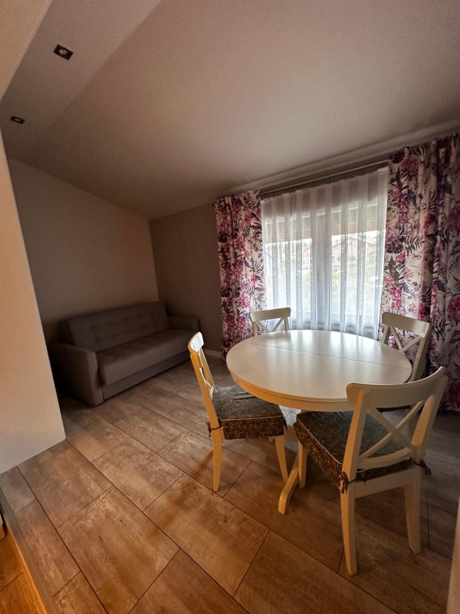 Apartamenty Czerwona Roza Wieprz  Luaran gambar